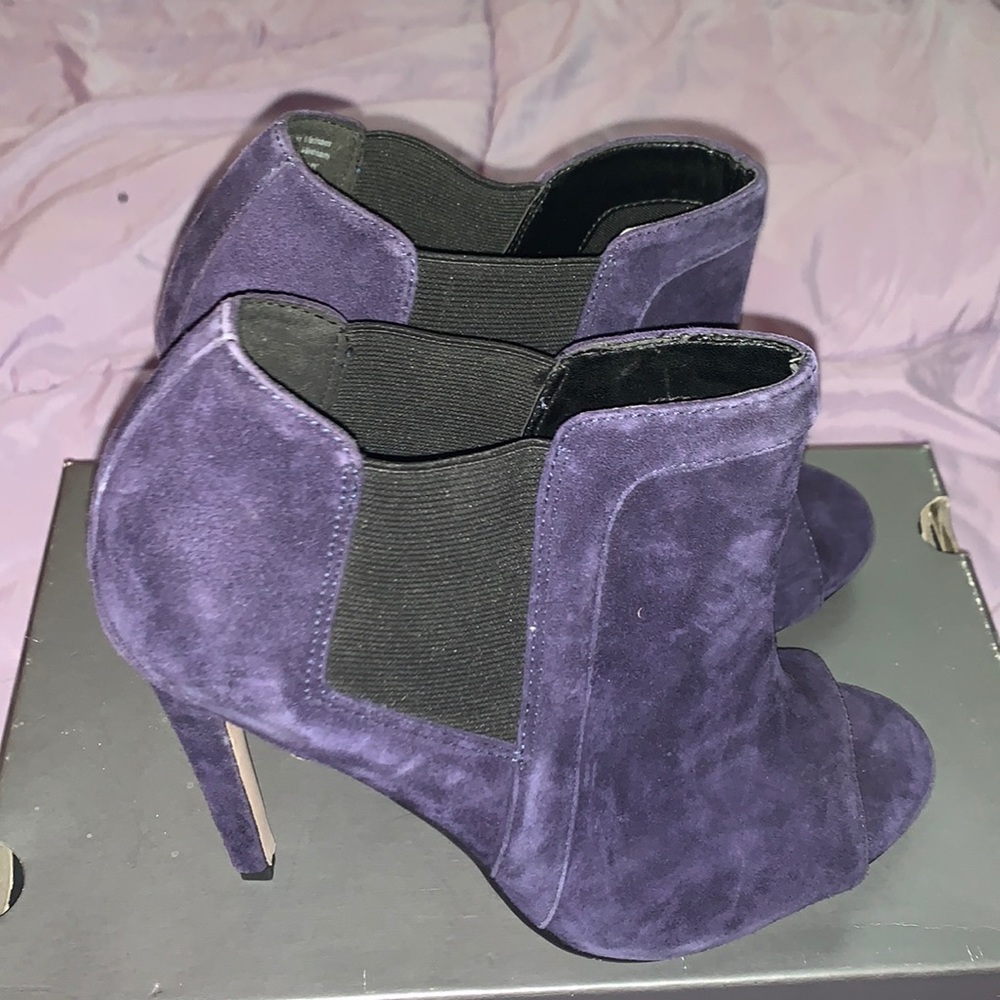 Boots - Picture 2 of 4